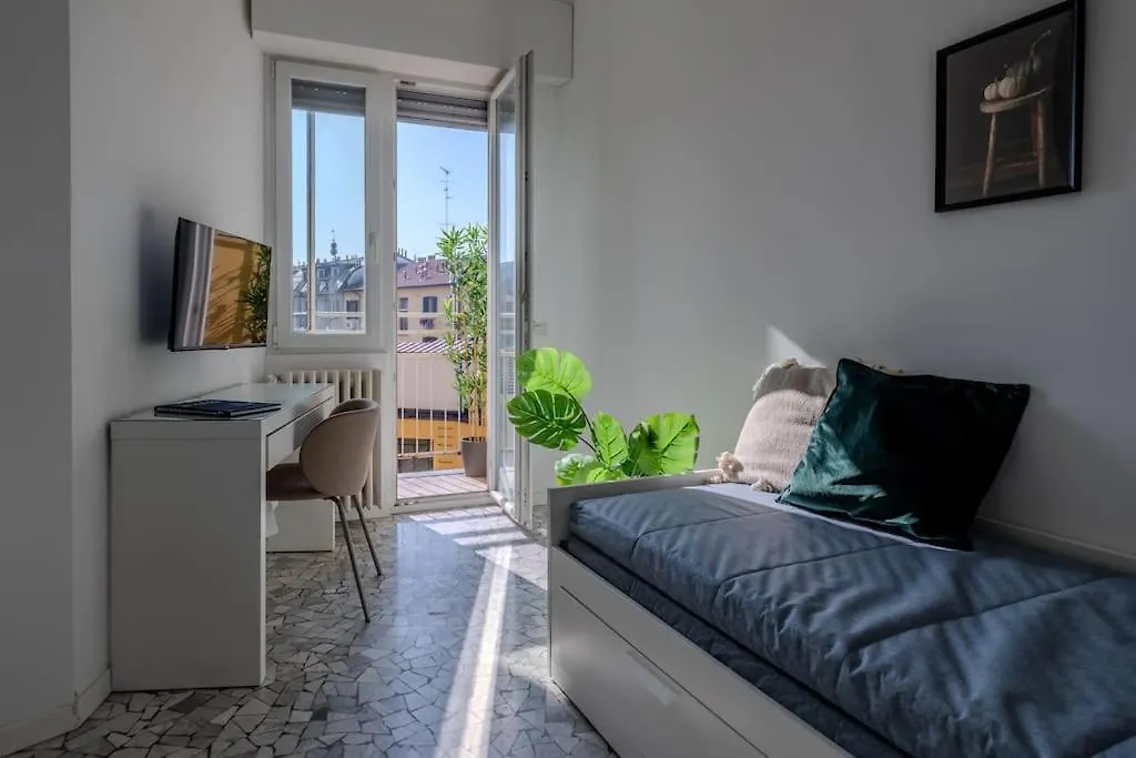 Central Station-Duomo - 3 Bedrooms With Jacuzzi Milan Italy