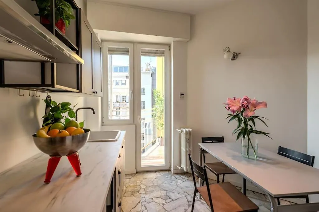 Central Station-Duomo - 3 Bedrooms With Jacuzzi Milan 0*,