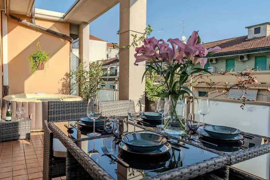 Central Station-Duomo - 3 Bedrooms With Jacuzzi Milan