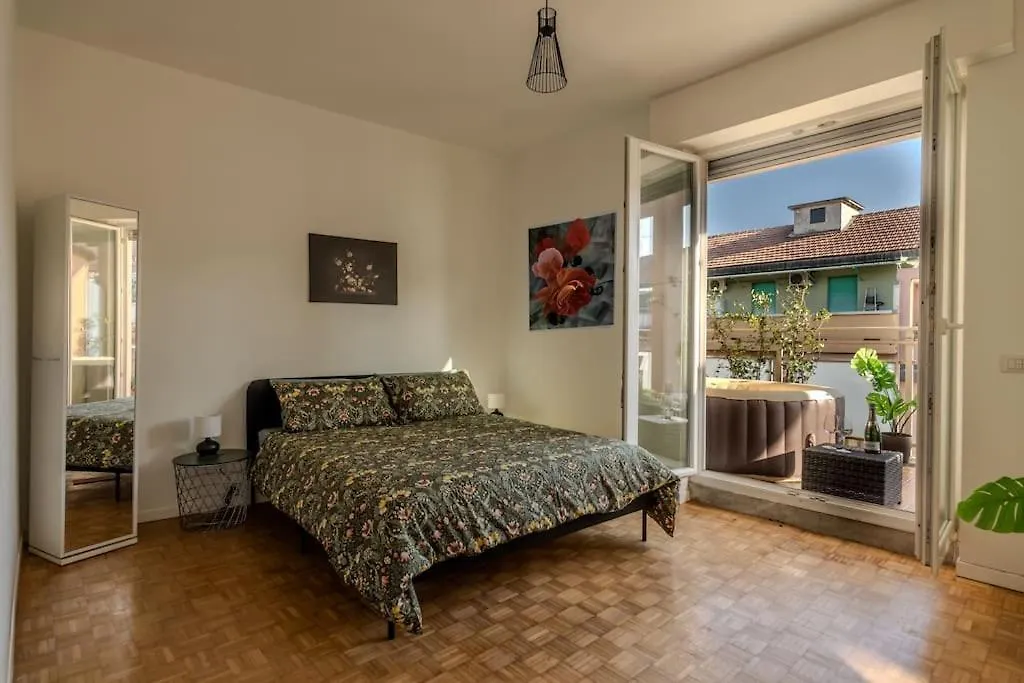 Central Station-Duomo - 3 Bedrooms With Jacuzzi Milán Itálie