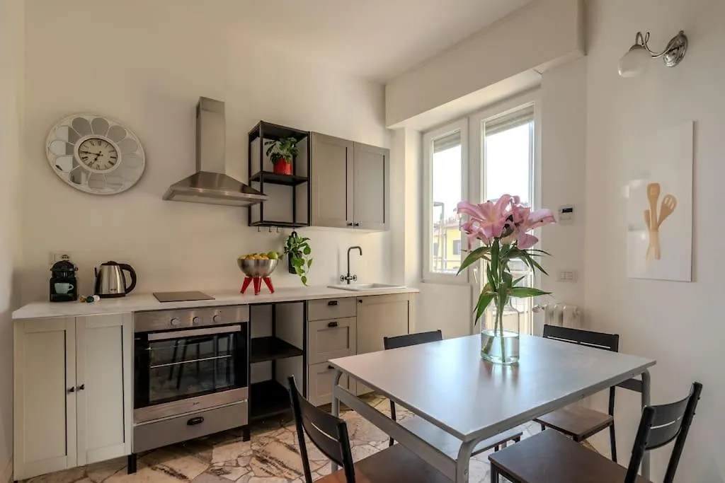 Central Station-Duomo - 3 Bedrooms With Jacuzzi Milán Apartmán
