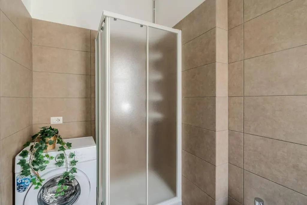 Central Station-Duomo - 3 Bedrooms With Jacuzzi Milán Apartmán